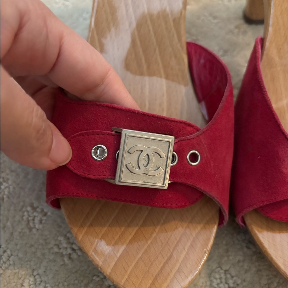 CHANEL Red Suede Slide Mules with Wood Heel - Picture 3 of 12